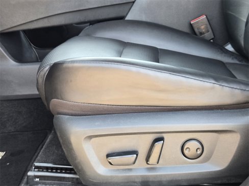 Used 2021 Nissan Rogue SV w/ Premium Package image 23