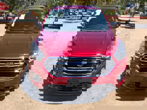 Used 2017 Ford Escape SE w/ Equipment Group 201A image 3