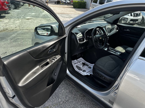 Used 2018 Chevrolet Equinox LT image 11