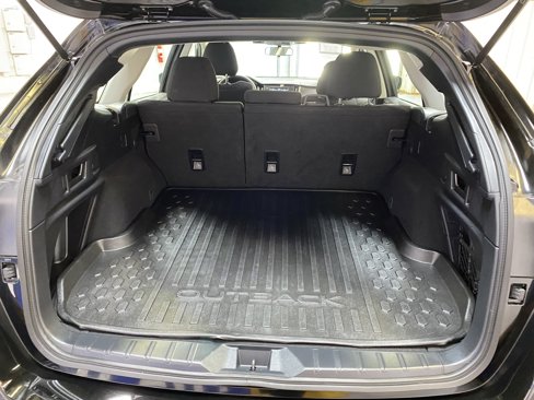 Used 2025 Subaru Outback image 28