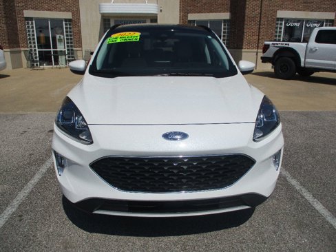 Used 2022 Ford Escape SEL image 2