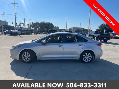 Used 2024 Toyota Corolla LE image 2