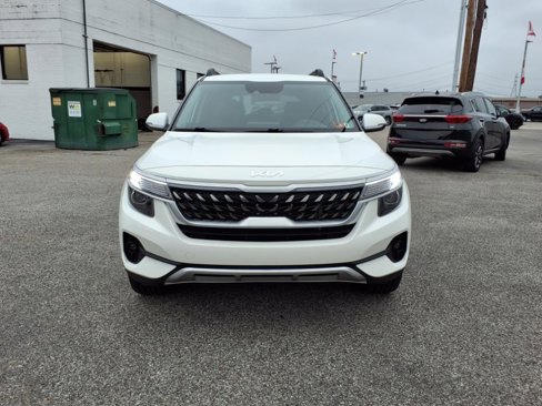 Used 2023 Kia Seltos Nightfall Edition image 10
