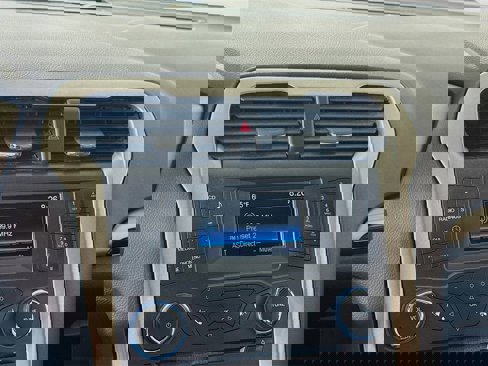 Used 2015 Ford Fusion SE w/ Equipment Group 202A image 8