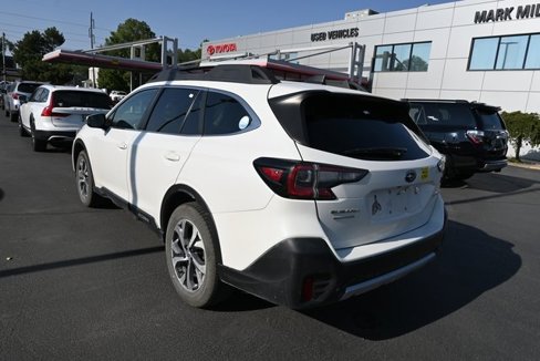Used 2020 Subaru Outback Limited image 8