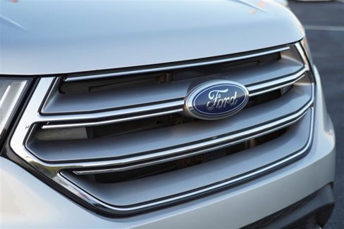 Used 2017 Ford Edge Titanium w/ Technology Package image 28