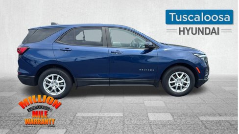 Used 2022 Chevrolet Equinox LS w/ LS Convenience Package image 10