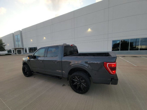 Used 2021 Ford F150 XLT w/ Equipment Group 302A High image 9