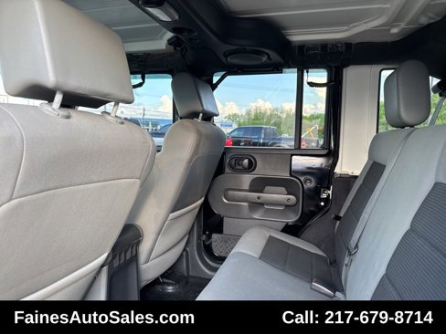 Used 2010 Jeep Wrangler Unlimited Sport image 48