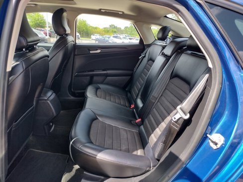 Used 2018 Ford Fusion SE w/ Equipment Group 201A image 8