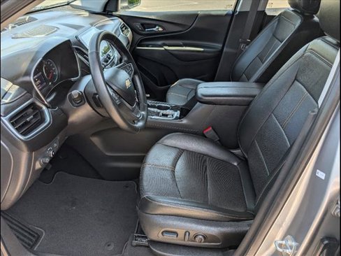 Used 2023 Chevrolet Equinox Premier image 13