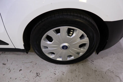Used 2020 Ford Transit Connect XL image 36