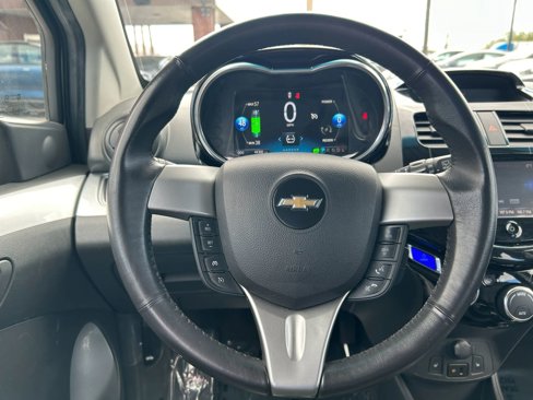 Used 2015 Chevrolet Spark LT image 27