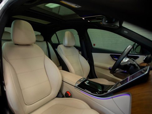 Used 2023 Mercedes-Benz C 300 4MATIC Sedan image 27