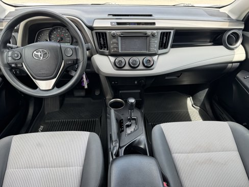 Used 2015 Toyota RAV4 LE image 12