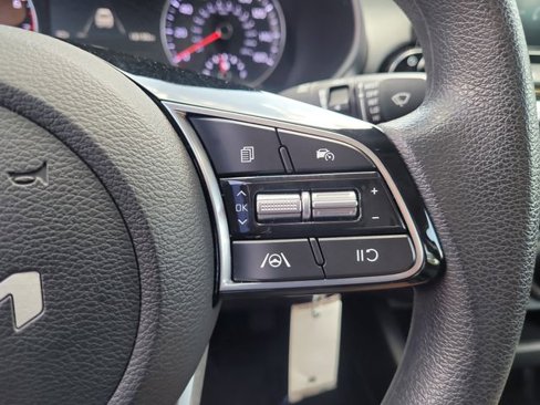 Used 2024 Kia Forte LXS w/ LXS Technology Package image 18