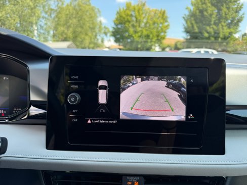 New 2025 Volkswagen Taos S image 19