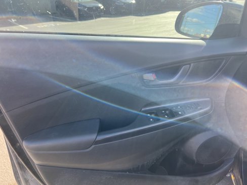 Used 2020 Hyundai Kona SEL image 23