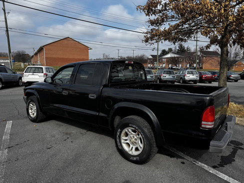Used 2004 Dodge Dakota Sport w/ Deluxe Convenience Group image 7