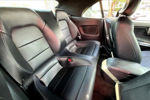 Used 2016 Ford Mustang Premium image 15