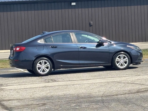 Used 2016 Chevrolet Cruze LT w/ Convenience Package image 8
