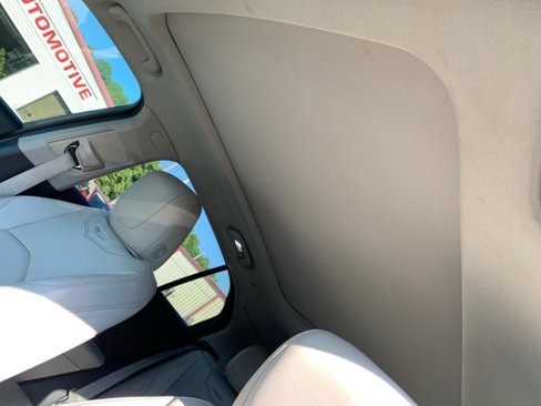 Used 2019 Cadillac XT4 Premium Luxury image 9