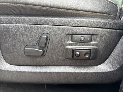 Used 2014 RAM 1500 Limited image 33