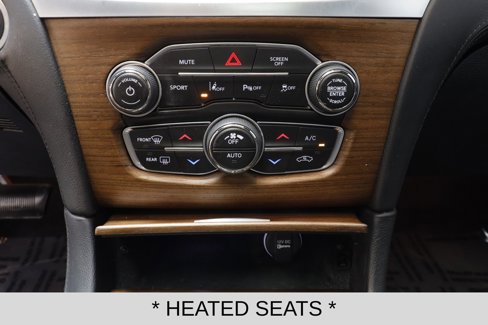 Used 2018 Chrysler 300 C w/ Sun, Sound & Nav Package image 12