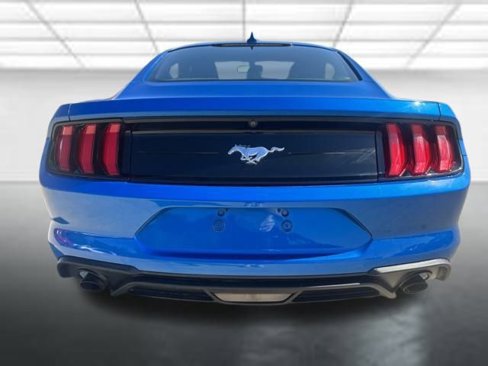 Used 2020 Ford Mustang Coupe image 3