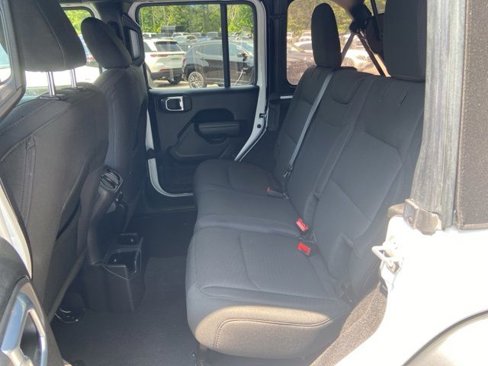 Used 2021 Jeep Wrangler Unlimited Sport image 12