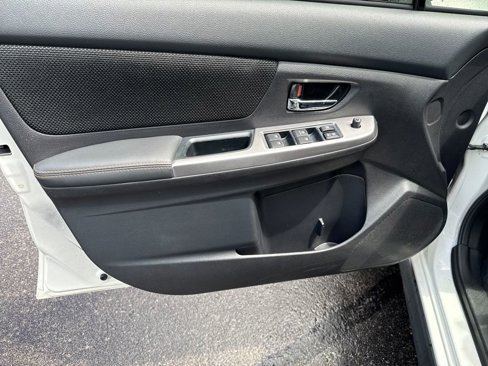 Used 2016 Subaru Crosstrek 2.0i Premium image 10