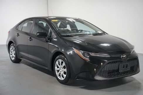 Certified 2022 Toyota Corolla LE image 3