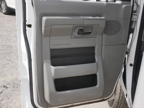 Used 2016 Ford E-350 and Econoline 350 Super Duty w/ Power Windows & Locks Group image 20