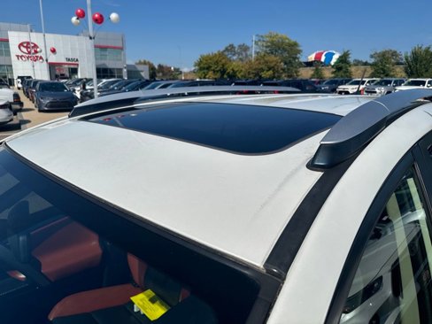 Used 2014 Toyota RAV4 Limited image 43