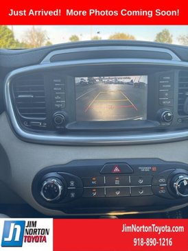Used 2019 Kia Sorento LX image 11