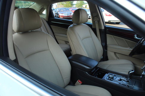Used 2012 Hyundai Equus Signature image 19
