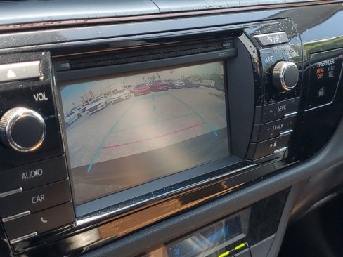 Used 2016 Toyota Corolla S image 26