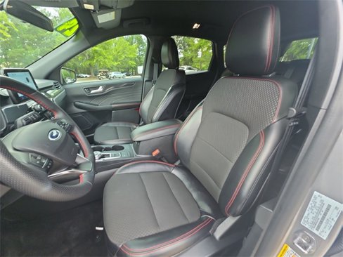 Used 2024 Ford Escape ST-Line image 11