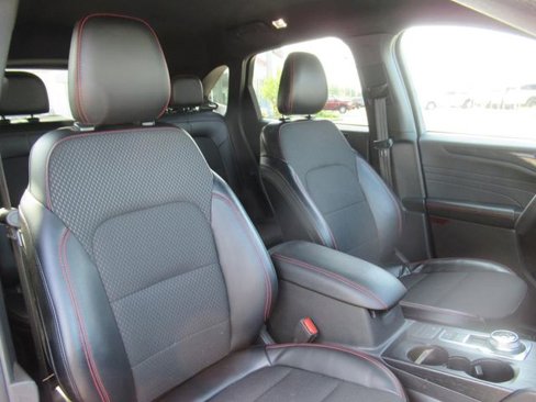 Used 2024 Ford Escape ST-Line image 10