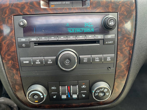 Used 2012 Chevrolet Impala LTZ image 23