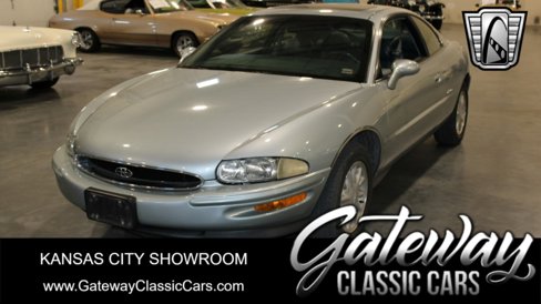 Used 1995 Buick Riviera Supercharged Coupe image 1
