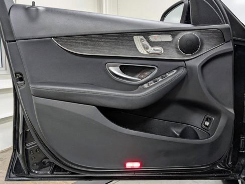 Used 2020 Mercedes-Benz C 300 4MATIC Sedan image 13