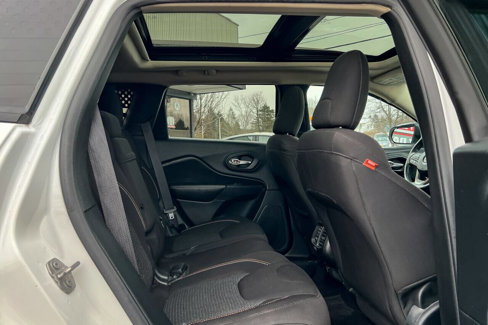 Used 2017 Jeep Cherokee 75th Anniversary image 38