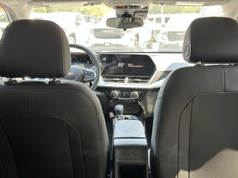 New 2025 Chevrolet Trax LT w/ Driver Confidence Package image 9