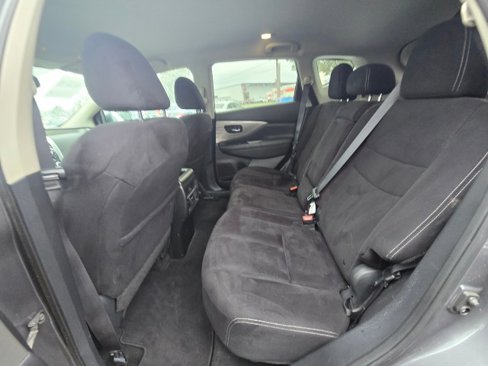 Used 2018 Nissan Murano SV image 18