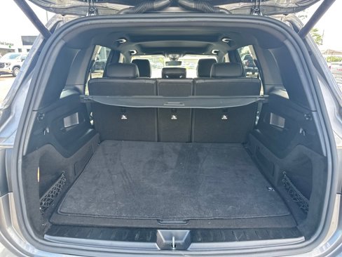Used 2023 Mercedes-Benz GLB 250 4MATIC image 5