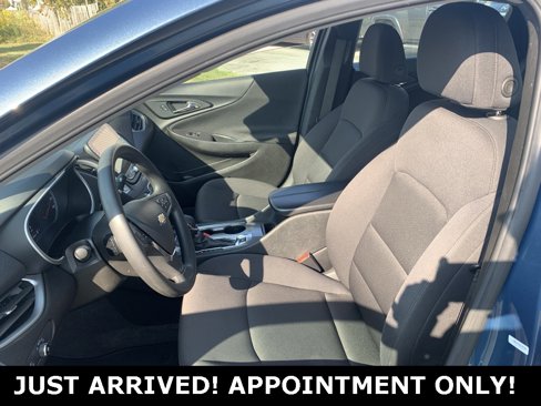 Used 2024 Chevrolet Malibu LT image 9