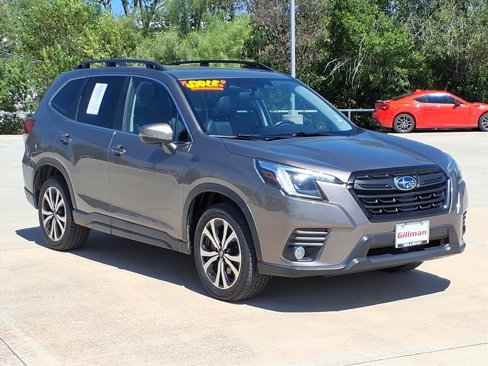 Used 2022 Subaru Forester Limited image 3