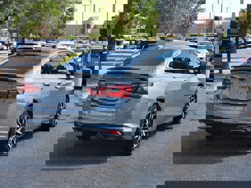 Used 2023 Chevrolet Malibu RS image 3