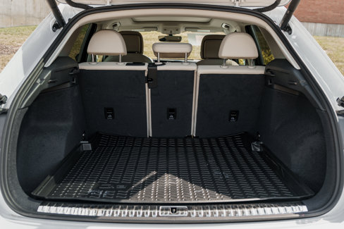 Certified 2025 Audi Q3 2.0T Premium Plus image 26
